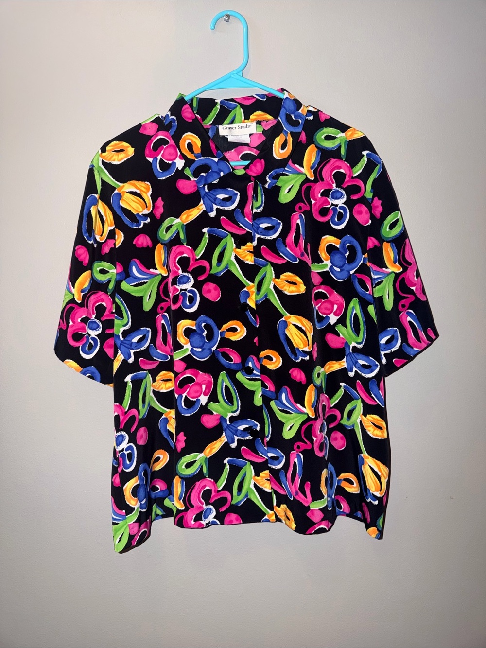 Colorful Floral Short-Sleeve Button-Down Shirt - Black/Multi